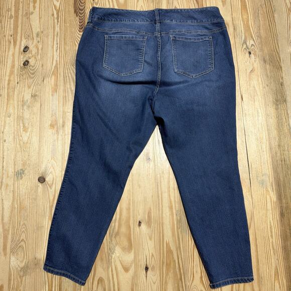Torrid Jeans Women's Size 22x26 Short Blue High-Rise Jegging Denim Pants - Picture 2 of 8